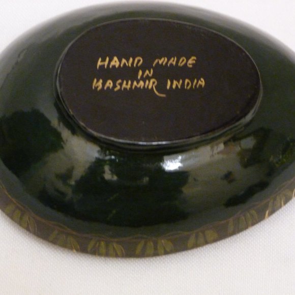 Hand made Lacquered Trinket Box Made in Kashmir, India Jungle Scene With Tiger - Picture 9 of 9